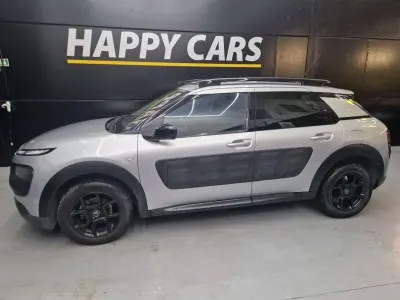 Usado Citroën C4 Cactus Feel 92 CV (67 kW) 2015 Gris Utilitario