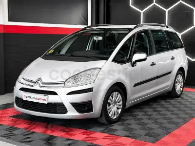 Usado Citroën Grand C4 Picasso First 112 CV (82 kW) 2012 Gris / plata Monovolumen