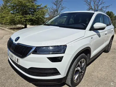 Usado Skoda Karoq 150 CV (110 kW) 2020 Blanco SUV