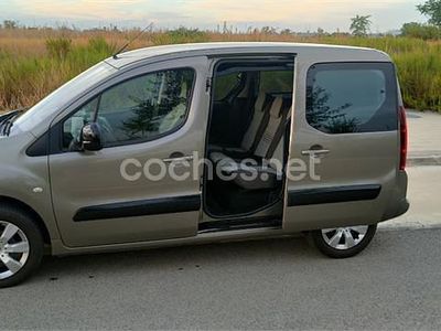 Usado Citroën Berlingo Seduction 120 CV (88 kW) 2013 Marrón Monovolumen