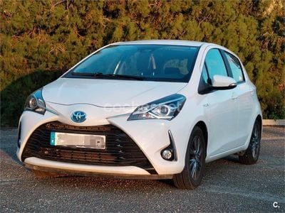 Toyota Yaris Hybrid