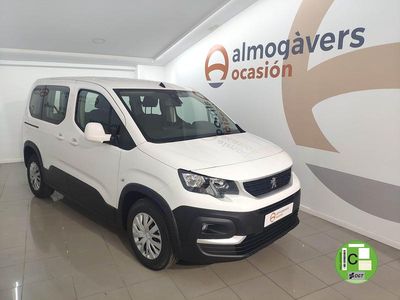 Usado Peugeot Rifter Active 100 CV (73 kW) 2023 Blanco Monovolumen