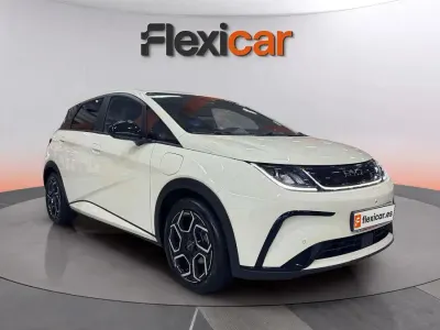 Usado BYD Dolphin Comfort 150 kW (204 CV) 2025 Blanco Utilitario
