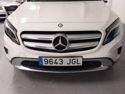 Usado Mercedes GLA200 Urban 136 CV (100 kW) 2015 Blanco SUV