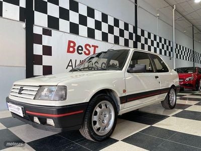 Usado Peugeot 309 GTi 130 CV (95 kW) 1992 Blanco Utilitario