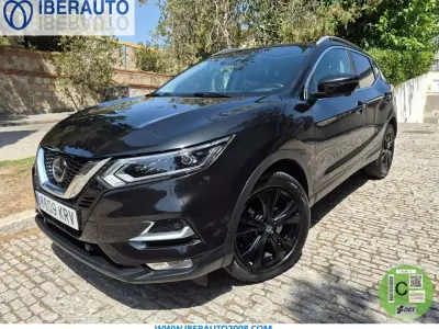 Usado Nissan Qashqai Tekna 140 CV (102 kW) 2018 Negro SUV