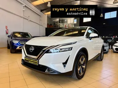 Usado Nissan Qashqai N-Connecta 140 CV (102 kW) 2023 Blanco SUV
