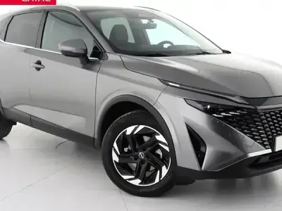 Usado Nissan Qashqai N-Connecta 140 CV (102 kW) 2024 Gris SUV