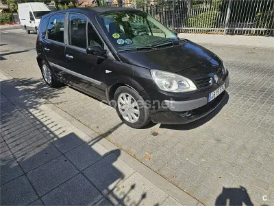 Usado Renault Scénic II Dynamique 130 CV (95 kW) 2007 Negro Monovolumen