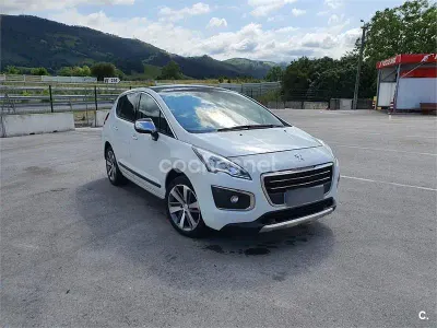 Usado Peugeot 3008 Allure 163 CV (119 kW) 2014 Blanco Familiar