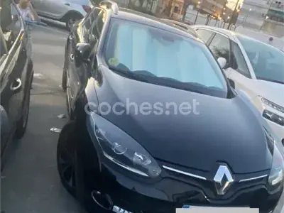 Usado Renault Mégane GrandTour Bose Edition 130 CV (95 kW) 2015 Negro Familiar
