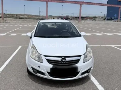 Usado Opel Corsa Cosmo 75 CV (55 kW) 2009 Blanco Utilitario