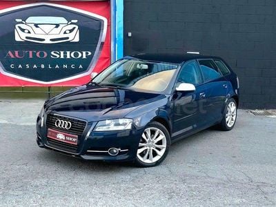 Usado Audi A3 Ambition 105 CV (77 kW) 2010 Azul Berlina