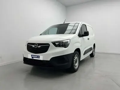 Usado Opel Combo S 99 CV (72 kW) 2022 Blanco Monovolumen