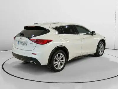 Usado Infiniti Q30