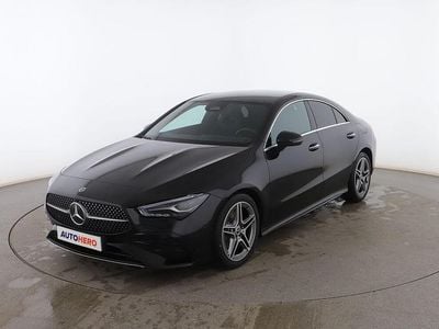 Usado Mercedes CLA200 AMG line 150 CV (110 kW) 2024 Negro Berlina