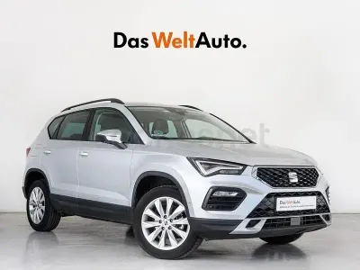 Usado Seat Ateca Style 150 CV (110 kW) 2025 Gris plata SUV