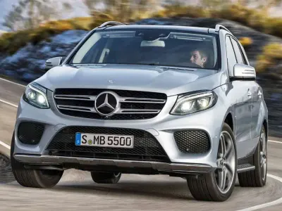 Usado Mercedes GLE250 204 CV (150 kW) 2016 Negro SUV
