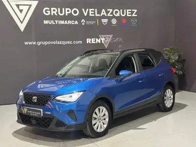 Usado Seat Arona Style 95 CV (69 kW) 2025 Azul SUV