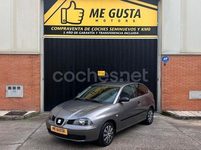 Gris / plata Usado 2002 Seat Ibiza Stella Berlina | 3999 € (Caro)