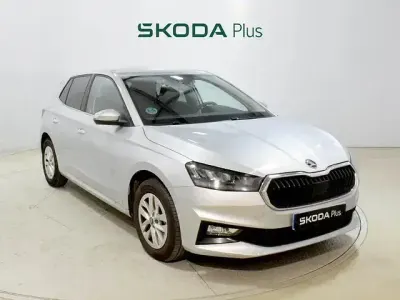 Używany Skoda Fabia Selection 116 KM (85 kW) 2025 Srebrny Hatchback
