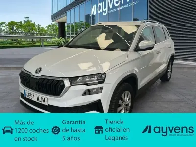 Usado Skoda Karoq Ambition 116 CV (85 kW) 2023 Blanco SUV
