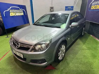 Usado Opel Vectra Elegance 120 CV (88 kW) 2008 Gris / plata Berlina
