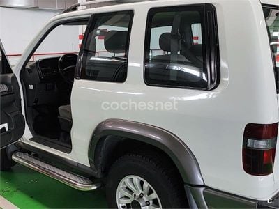 Blanco Usado 2000 Isuzu Trooper SUV | 8500 €