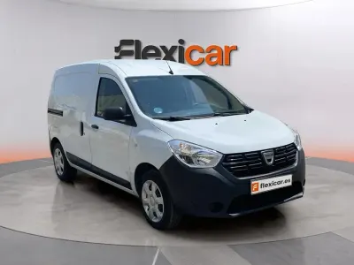 Usado Dacia Dokker 109 CV (80 kW) 2021 Blanco Monovolumen