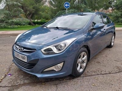 Usado Hyundai i40 136 CV (100 kW) 2012 Azul Berlina