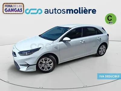 Usado Kia Ceed 100 CV (73 kW) 2022 Blanco Utilitario