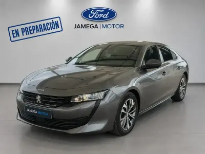 Usado Peugeot 508 Allure 130 CV (95 kW) 2021 Gris / plata Berlina