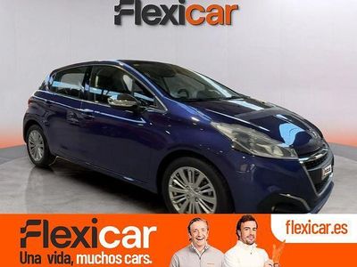 Usado Peugeot 208 Allure 110 CV (80 kW) 2018 Azul Utilitario