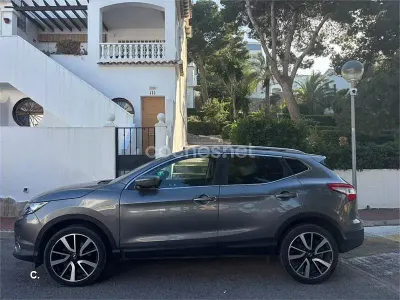Usado Nissan Qashqai Premium Edition 110 CV (80 kW) 2015 Gris / plata SUV