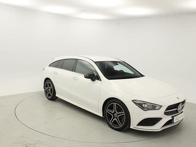 Begagnad Mercedes CLA200 Shooting Brake 150 HK (110 kW) 2023 Vit Kombi