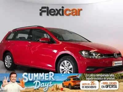 Usado VW Golf VII Advance 115 CV (84 kW) 2019 Rojo Familiar