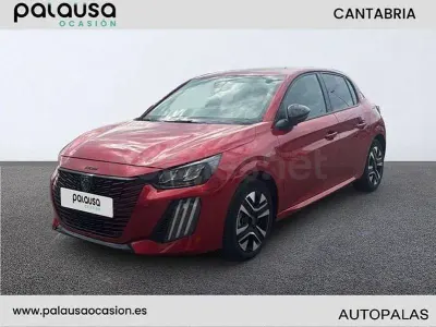 Usado Peugeot 208 Allure 100 CV (73 kW) 2024 Rojo Utilitario