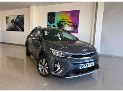Gris Usado 2021 Kia Stonic SUV | 16.900 € (Precio justo)