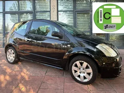 Usado Citroën C2 90 CV (66 kW) 2006 Negro Utilitario