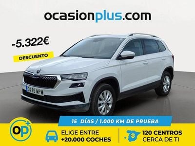Usado Skoda Karoq Selection 115 CV (84 kW) 2024 Blanco SUV