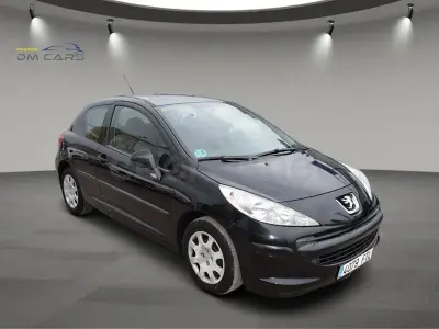 Begagnad Peugeot 207 75 HK (55 kW) 2007 Svart Sedan