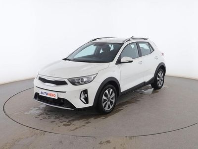 Blanco Usado 2021 Kia Stonic SUV | 15.599 € (Precio justo)