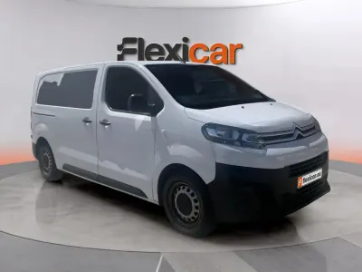Usado Citroën Jumpy 102 CV (75 kW) 2024 Blanco Monovolumen