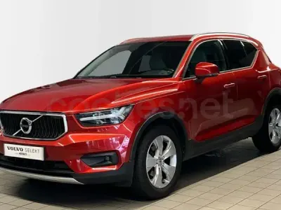 Usado Volvo XC40 Momentum 156 CV (114 kW) 2019 Rojo SUV