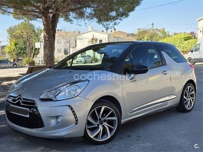 Usado Citroën DS3 114 CV (83 kW) 2014 Gris / plata Berlina