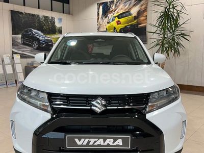 Blanco Nuevo 2025 Suzuki Vitara SUV | 32.258 €