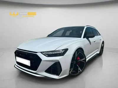 Usado Audi RS6 600 CV (441 kW) 2021 Blanco Familiar