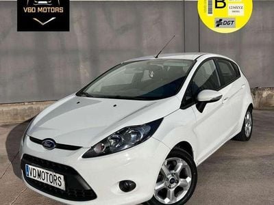 Blanco Usado 2009 Ford Fiesta Ambiente Utilitario | 4990 € (Precio justo)