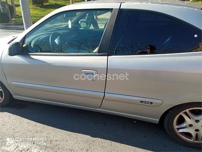 Usado Citroën Xsara 167 CV (122 kW) 2002 Gris / plata Coupe