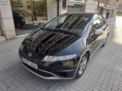 Usado Honda Civic Trend 100 CV (73 kW) 2011 Negro Berlina